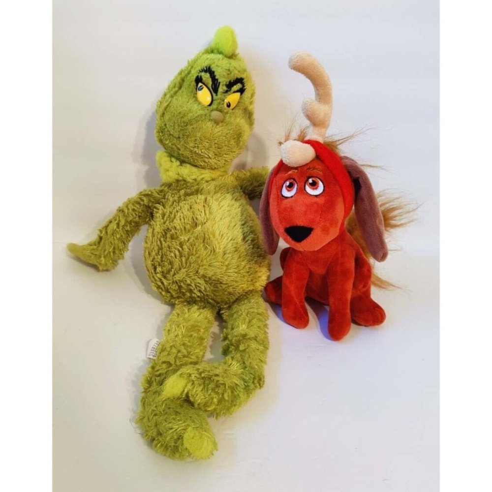 Dr. Seuss The Grinch and Max Plush Stuffed  Toy Christmas Set Universal